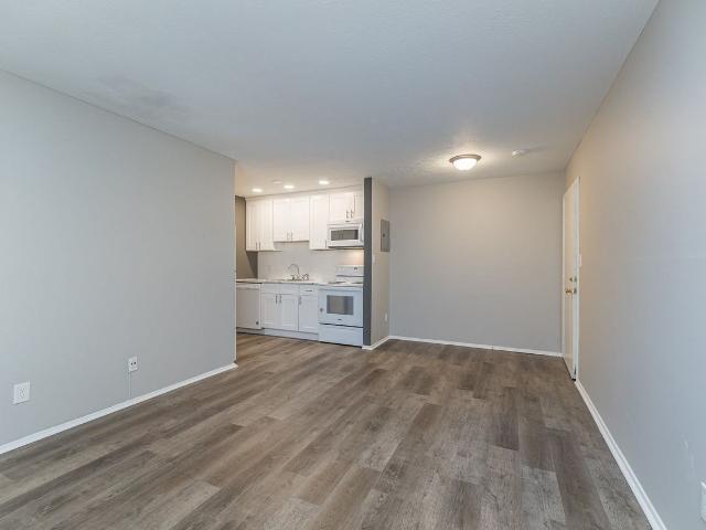 Apartment for rent in Lakewood, Ohio