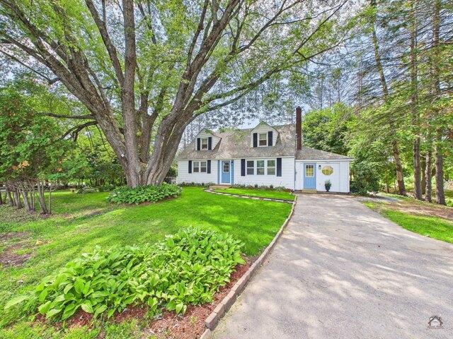 House for sale in White School Corner, Madison