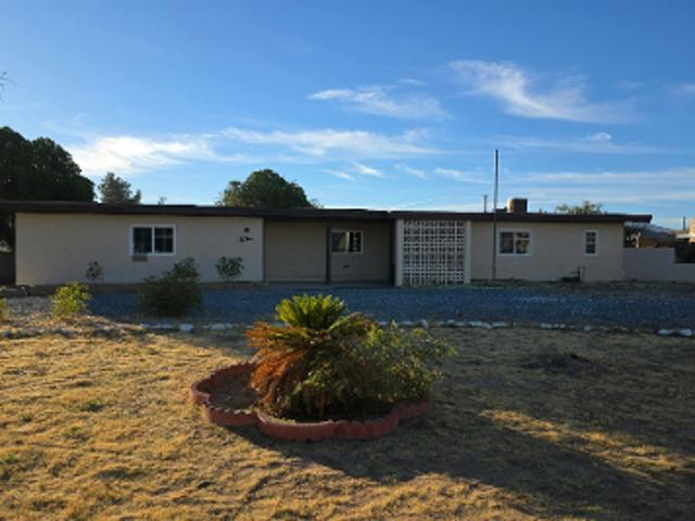 House for sale in Apple Valley, San Bernardino County