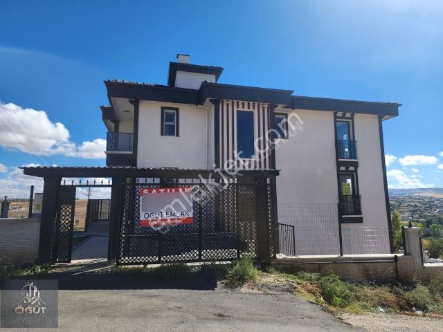 Mamak, Ankara içerisinde satılık Villa