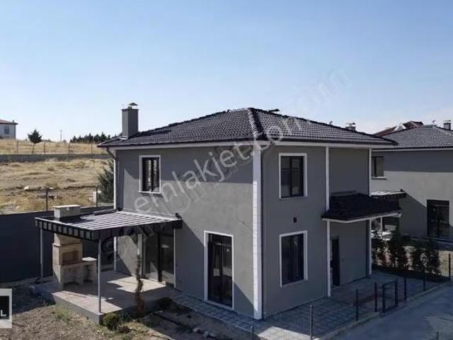 Mamak, Ankara içerisinde satılık Villa