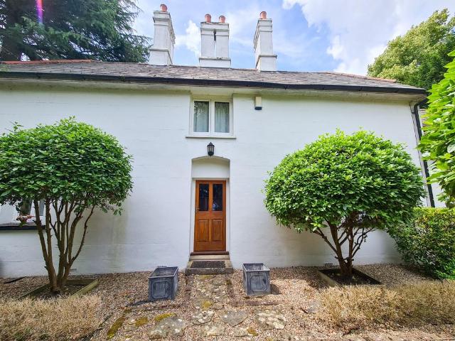 House for rent in Laleham, Spelthorne