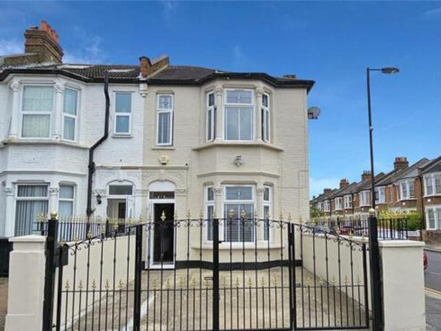 House for sale in City of London, Greater London