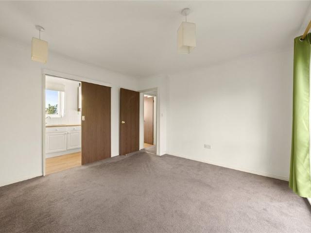 Apartment for rent in Charlton, Spelthorne