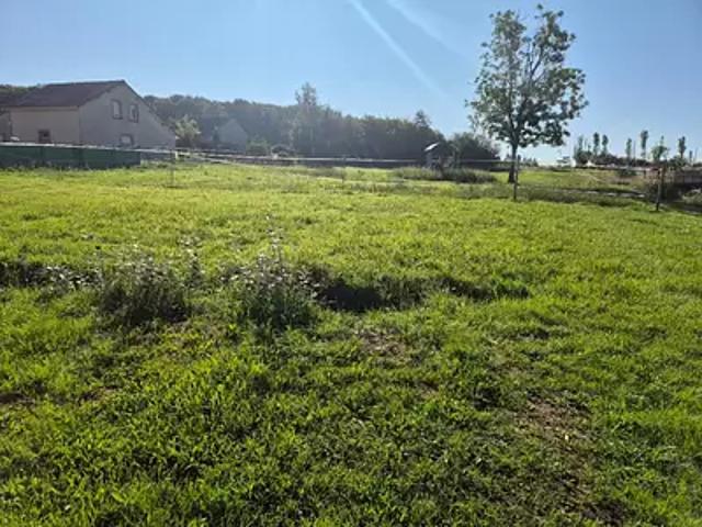 Terrain vente à Vichy, Lalizolle