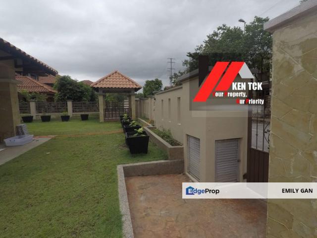 House for sale in Petaling, Damansara Damai