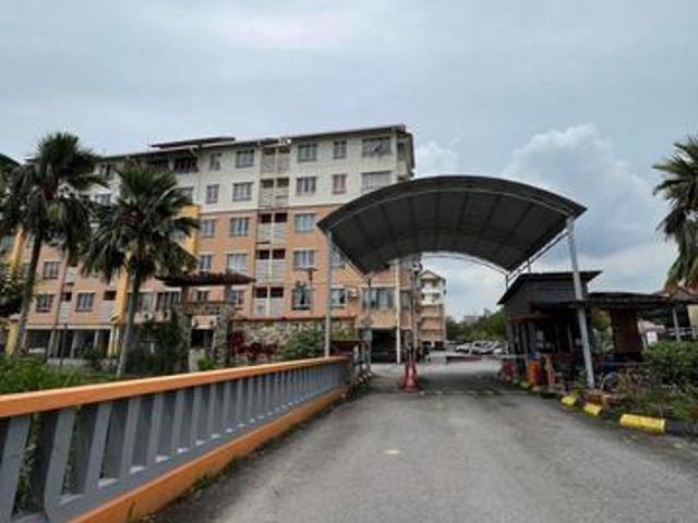 Apartment for sale in Kajang, Langat