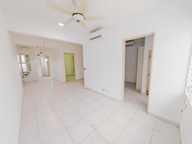 Townhouse for sale in Petaling, Subang Jaya