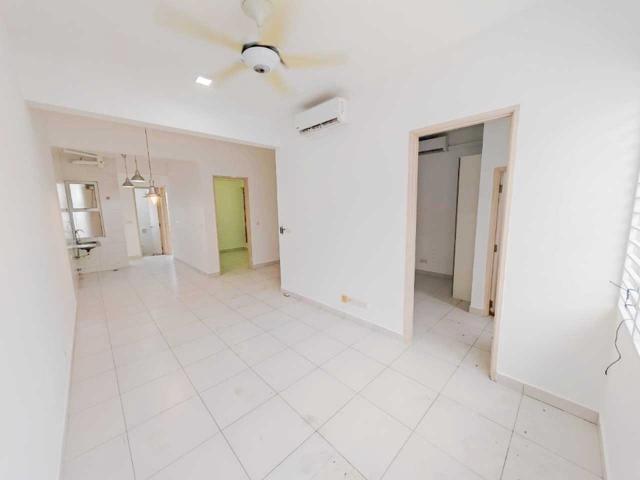 Townhouse for sale in Puchong, Majlis Bandaraya Subang Jaya