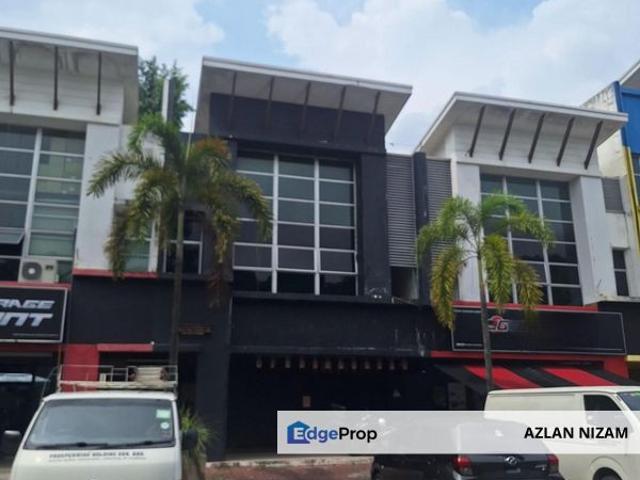 Shop for sale in Petaling, Alam Impian