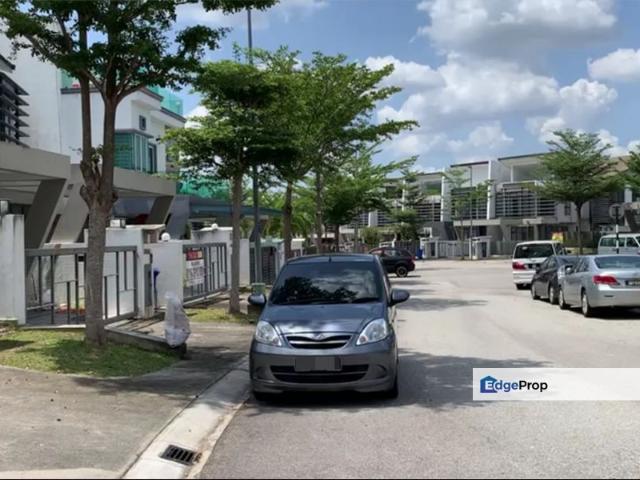 House for sale in Seksyen U1, Shah Alam