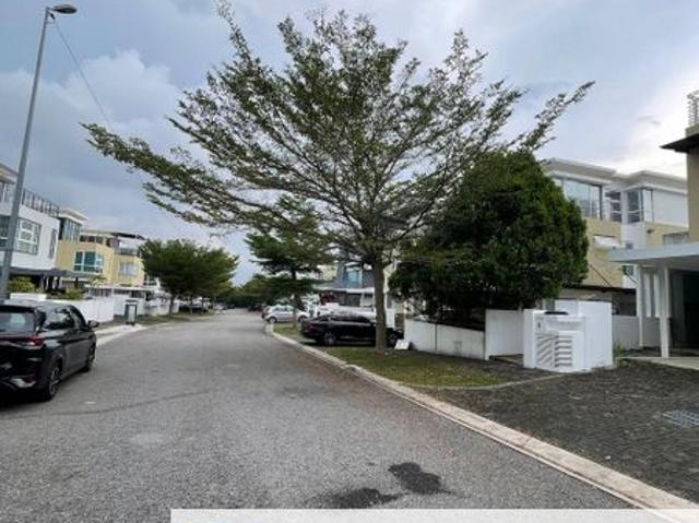 House for sale in Petaling, Subang Jaya