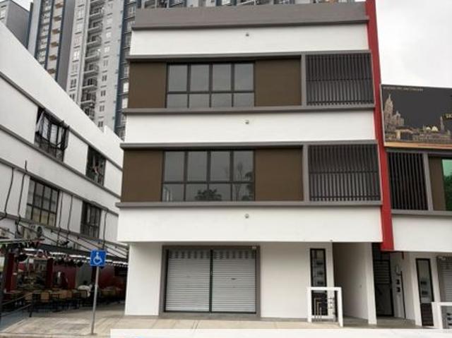 Shop for rent in Petaling, Alam Impian