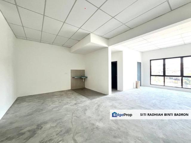 Shop for rent in Petaling, Alam Impian