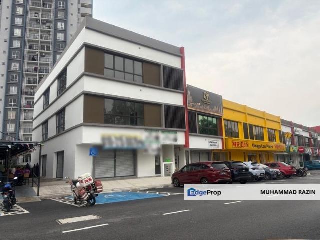 Shop for rent in Petaling, Alam Impian