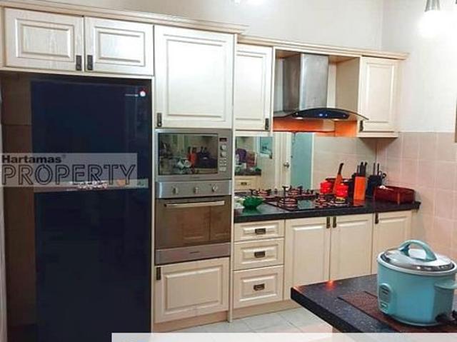House for sale in Petaling, Damansara Damai