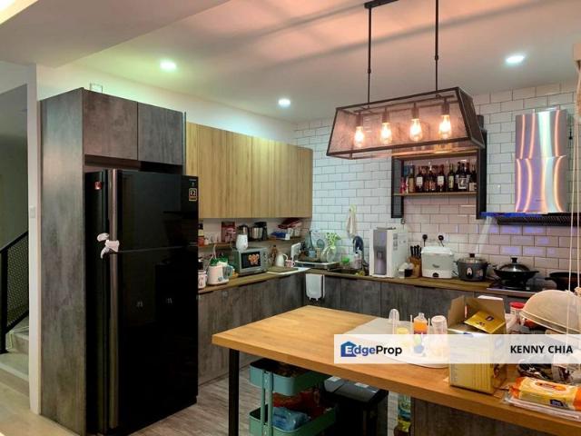 House for sale in Petaling, Damansara Damai