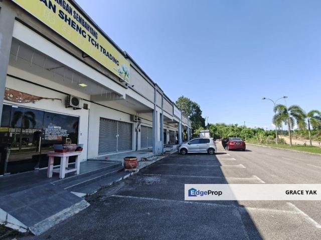 Shop for sale in Kediaman Kakitangan Daerah JKR Johor Bahru, Iskandar Puteri