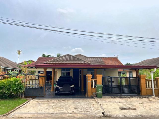 Bungalow for sale in Kuantan, Pahang