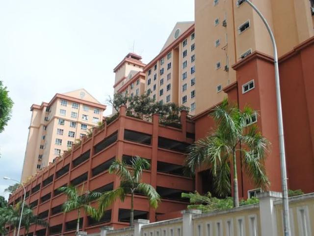 Room for rent in Country Heights Damansara, Kuala Lumpur