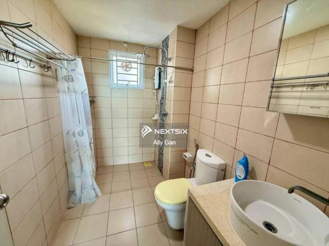 Residential House for sale in Petaling, Subang Jaya
