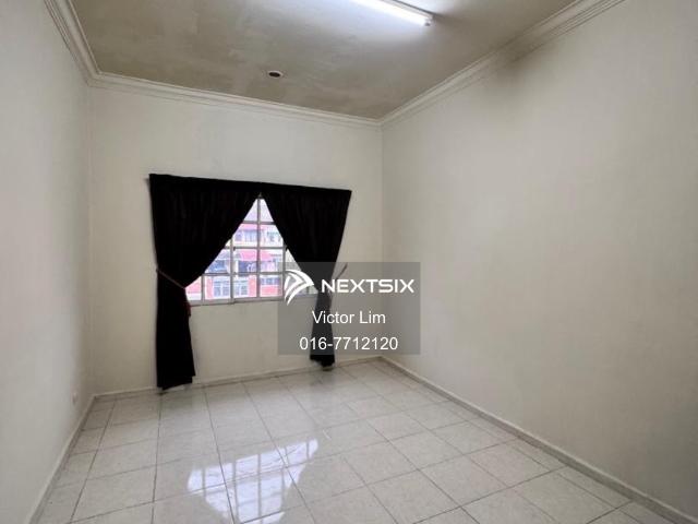Residential House for sale in Country Heights Damansara, Kuala Lumpur