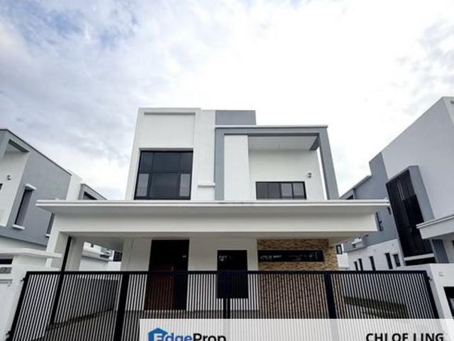 House for sale in Sendayan Village, Negeri Sembilan