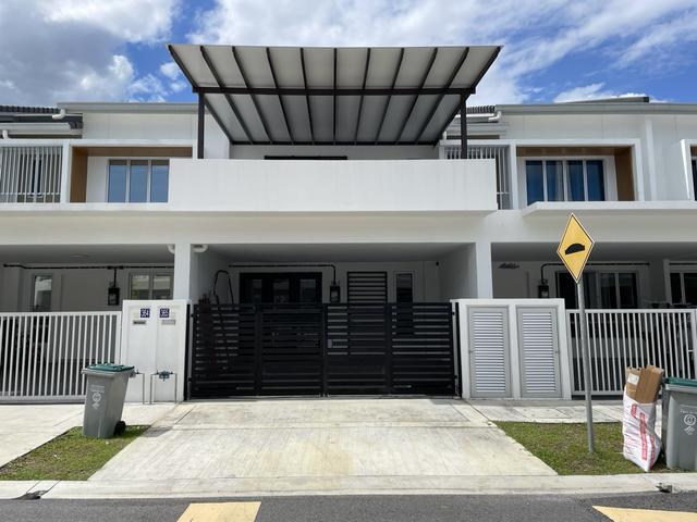 Terraced House for sale in Sendayan Village, Negeri Sembilan