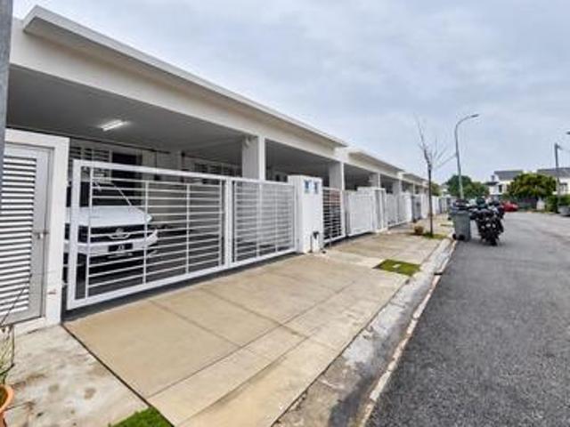 Terraced House for sale in Bandar Sri Sendayan, Seremban