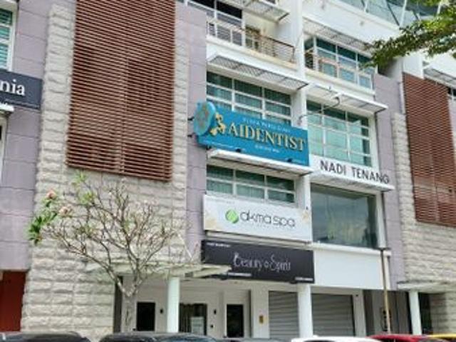 Shop for rent in Petaling, Alam Impian