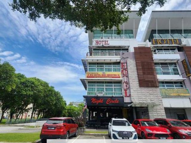 Shop for sale in Petaling, Alam Impian