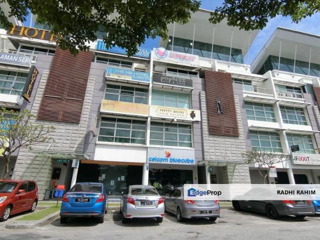 Shop for sale in Shah Alam, Petaling