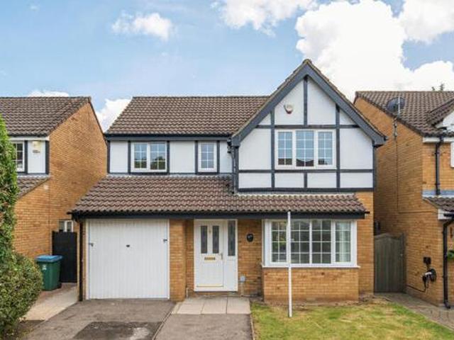 House for sale in Garston, Watford