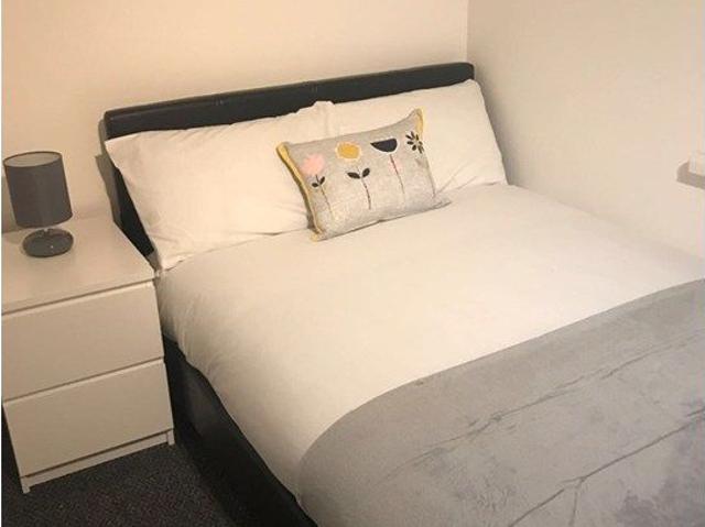 Studio for rent in Hillfields, West Midlands