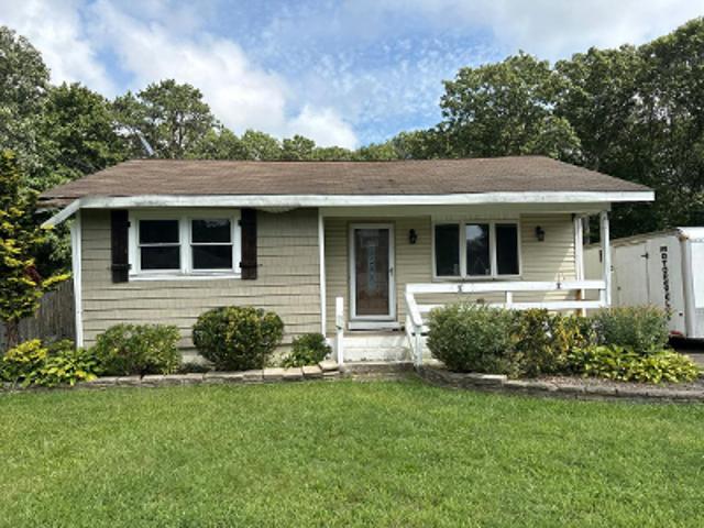 House for sale in Centereach, New York