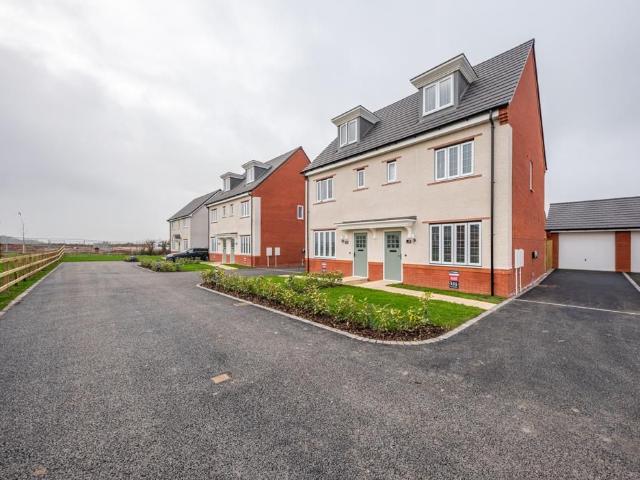 House for rent in Barton In Fabis, East Midlands