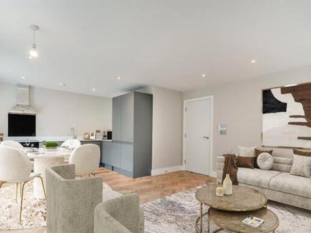 House for sale in Harrogate, North Yorkshire