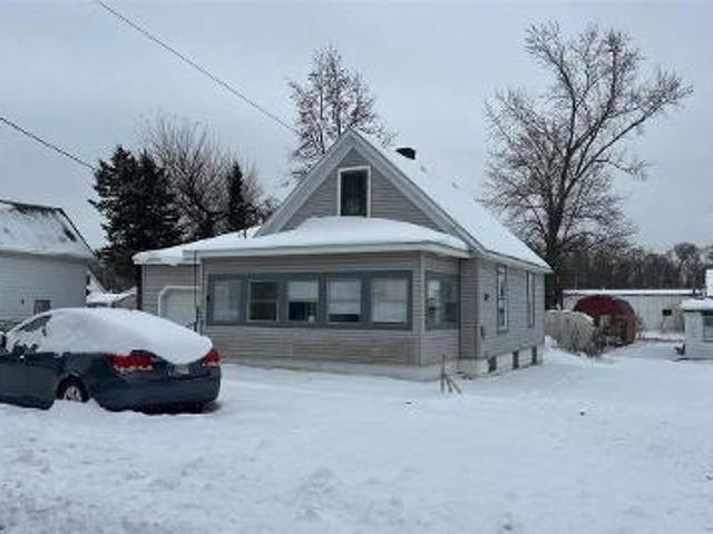 House for sale in Knox, Indiana
