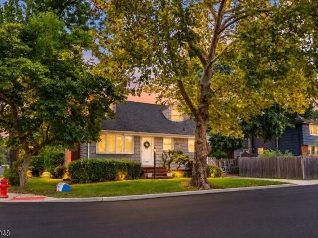 House for sale in Rahway, Union County