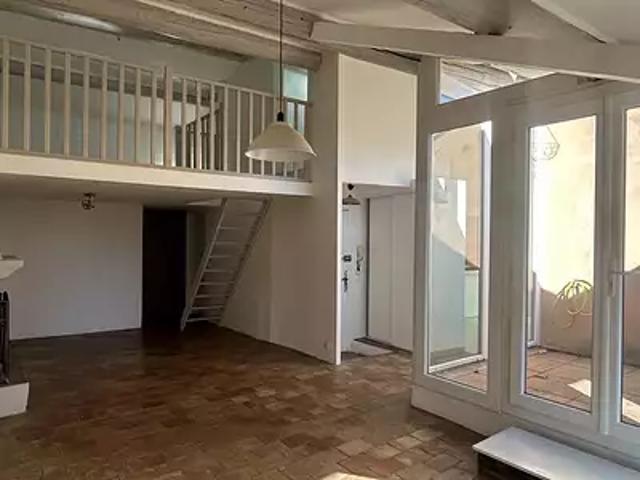 Appartement vente à Aix-en-Provence, Lambesc
