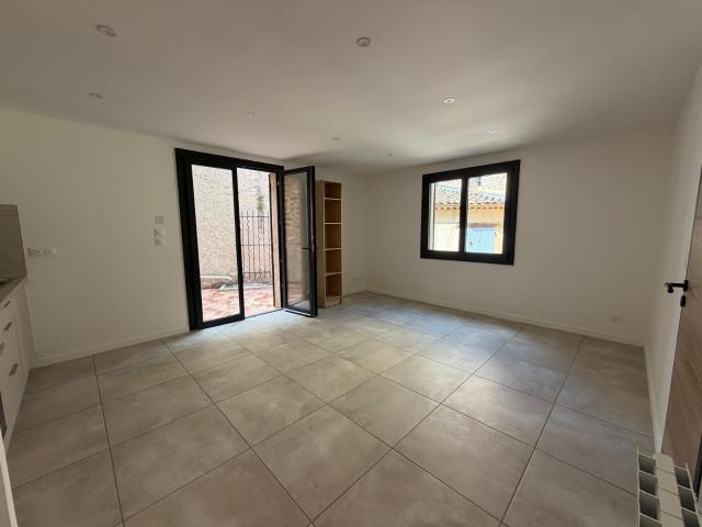 Appartement location à Aix-en-Provence, Lambesc