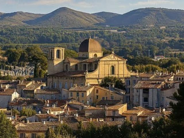 Terrain vente à Aix-en-Provence, Lambesc