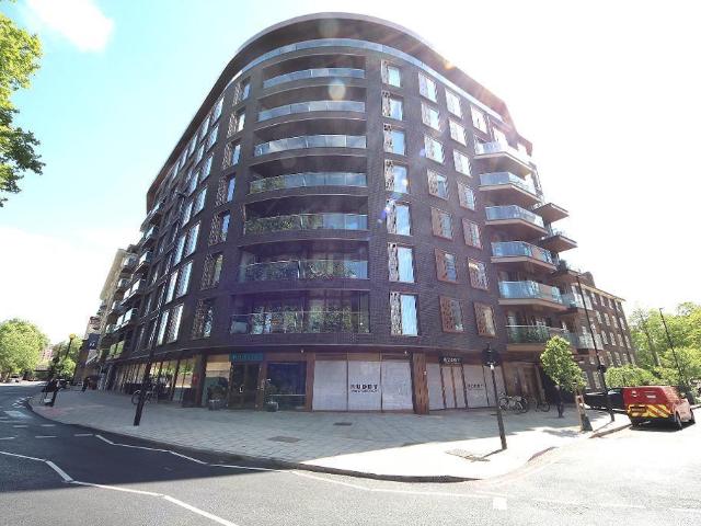 Apartment for rent in South Lambeth, Greater London
