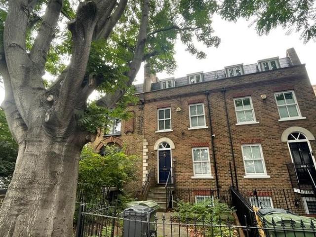 House for rent in South Lambeth, Greater London