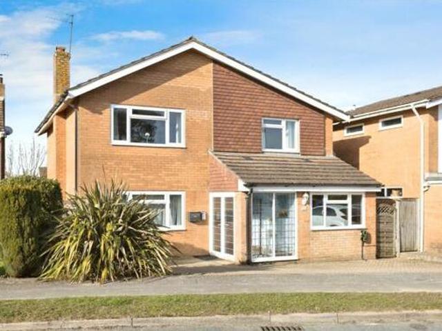 House for sale in North Horsham, Horsham