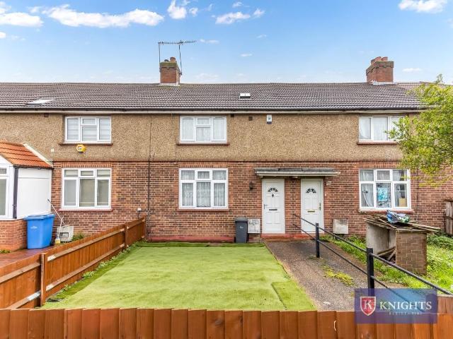Apartment for rent in Edmonton, Greater London