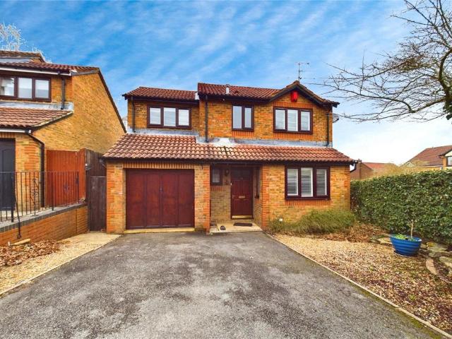House for rent in Burghfield Common, West Berkshire