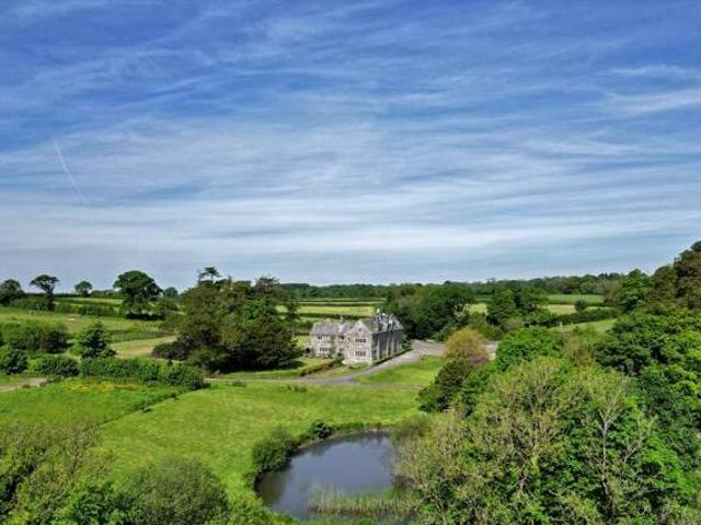 House for sale in Weir Quay, Devon