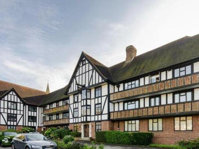 House for rent in Blackhills, Surrey