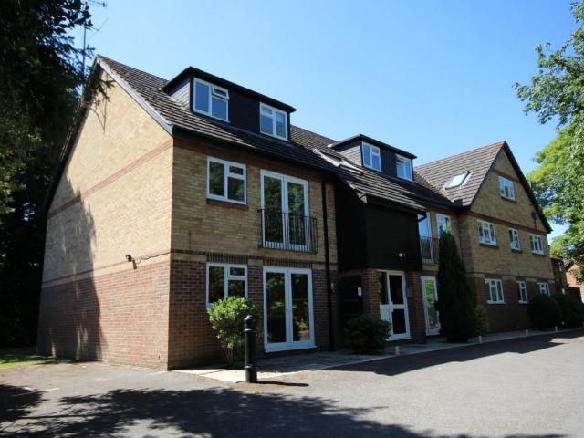 Apartment for rent in Henley-on-Thames, Berrick Salome